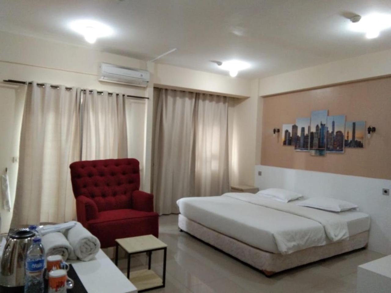 Myrooms בקאסי מראה חיצוני תמונה